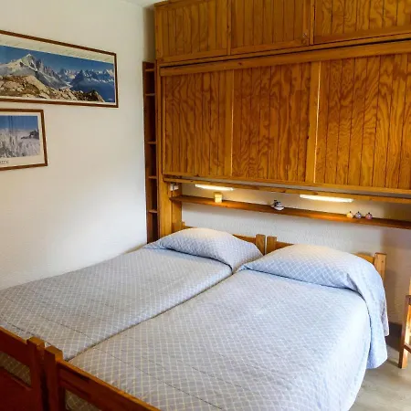 Apartment Les Jardins Du Mont-blanc-5 By Interhome Chamonix